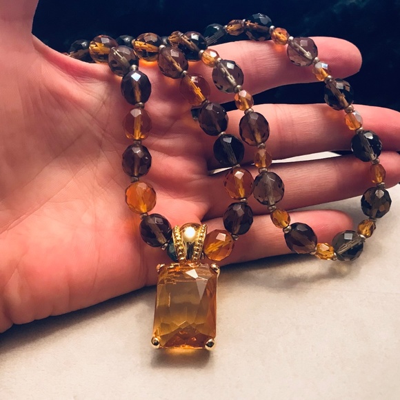 Joan Rivers Vintage Crystal Necklace & Earrings Set - Picture 5 of 16